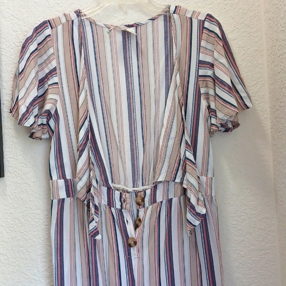 Front-tie Jumpsuit - Picture 2 of 5